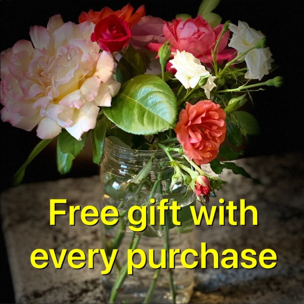 COPY - 🆓 FREE GIFT 🎁 w/ Every Purchase 🎃🛍🔮🎀🛒😎👛💍💄😈